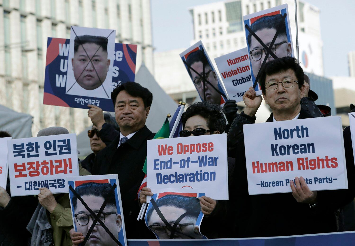 미북정상회담을 앞둔 지난 2019년 서울에서 북한인권 개선에 미국이 적극 나설 것을 요구하는 시위를 하고 있다.