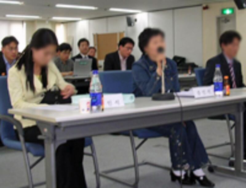 defector_hearing2-200.jpg