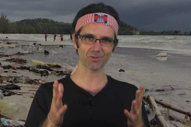 លោក អាឡិច ហាន់ដ្រូហ្គាន់ហ្សាលេស ដេវីតសុន (Alejandro Gonzalez Davidson) ប្រធានអង្គការមាតាធម្មជាតិ។