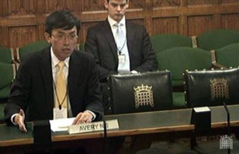 12月18日，社民連副主席吳文遠應邀出席英國國會外交事務委員會聽證會，介紹香港民主狀況。（英國國會外交事務委員會聽證會直播截圖）