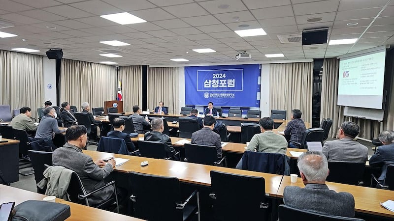 K121324dh3.jpg