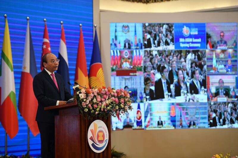 Hình minh hoạ. Thủ tướng Việt Nam Nguyễn Xuân Phúc phát biểu tại lễ khai mạc Thượng đỉnh ASEAN ở Hà Nội hôm 26/6/2020