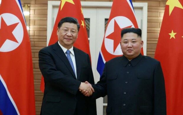 시진핑 중국 국가주석(왼쪽)과 김정은 북한 국무위원장이 지난 2019년 6월 평양에서 회담했다.