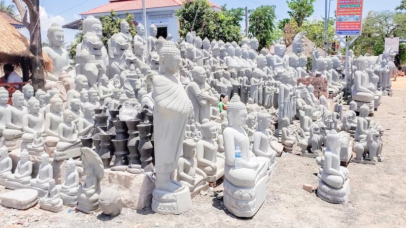 ENG_KHM_STONE SCULPTORS_05302024.5.jpg