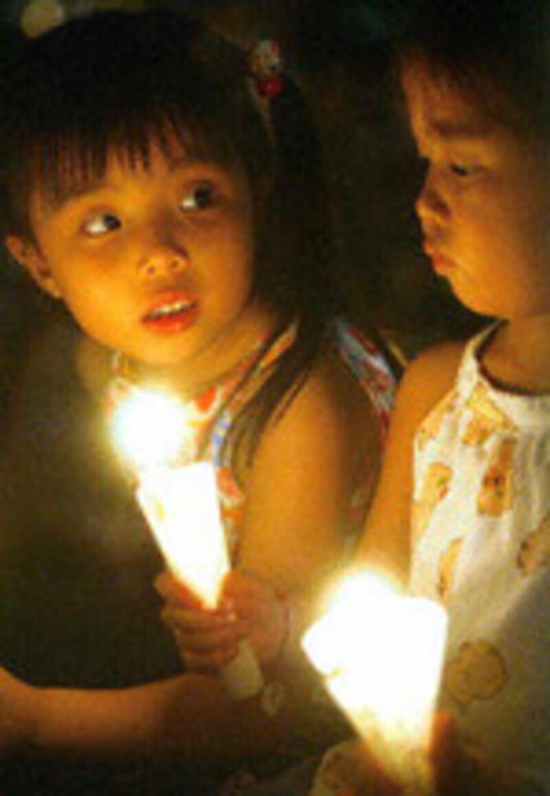 HK_candles_150.jpg