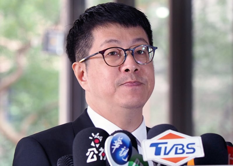 2019年12月26日,罷免韓國瑜行動發起人尹立︰罷免和民進黨無關,過程中沒看到半個民進黨人。(鍾廣政 攝)