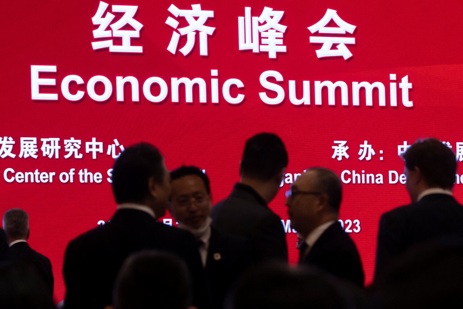 China frees staff of US consulting firm after 2-year detention