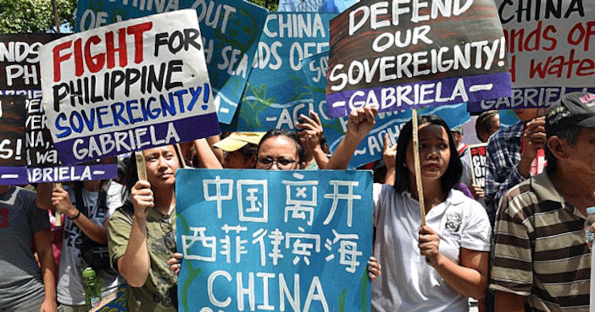 Arbitral Ruling Philippines Wins South China Sea Case Against China in Court of ...