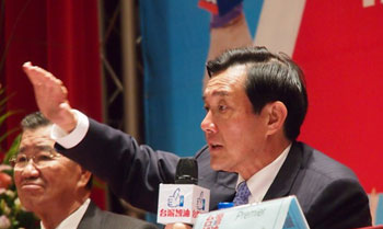 Taiwan_election_Ma2011_0112_350.jpg