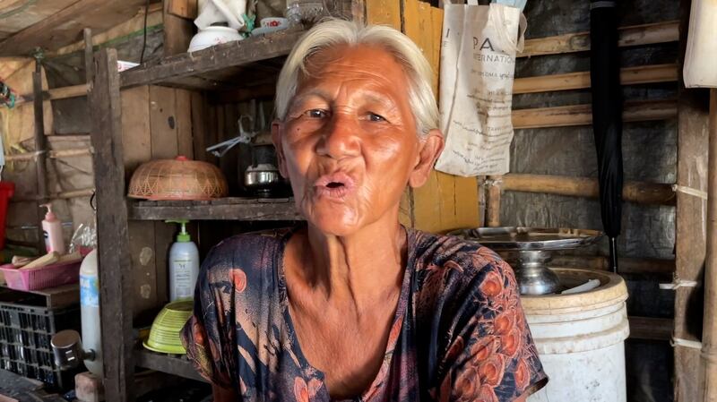 Kyi Kyi Myint, Street Vendor