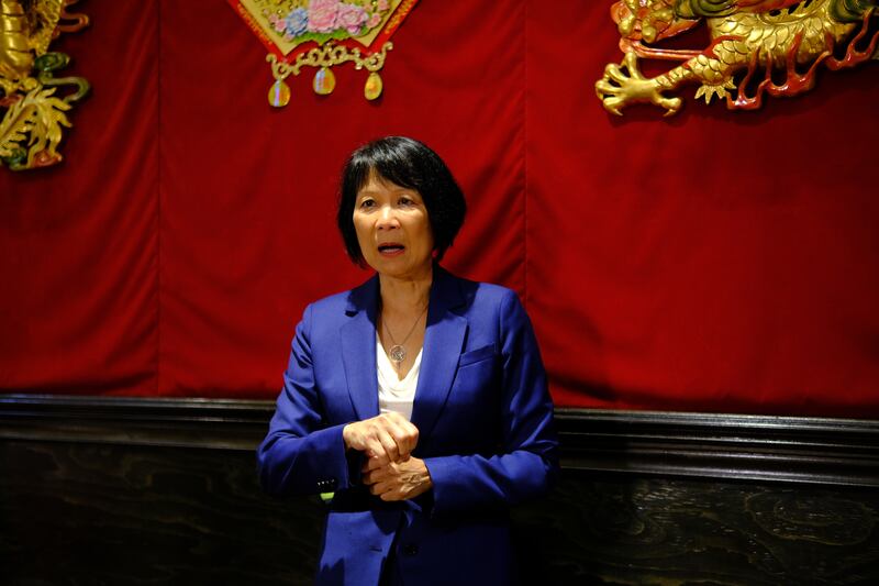 鄒至蕙於今年6月20日舉行華文媒體見面會,談及上任市長一年的政績。(溫賓 攝)