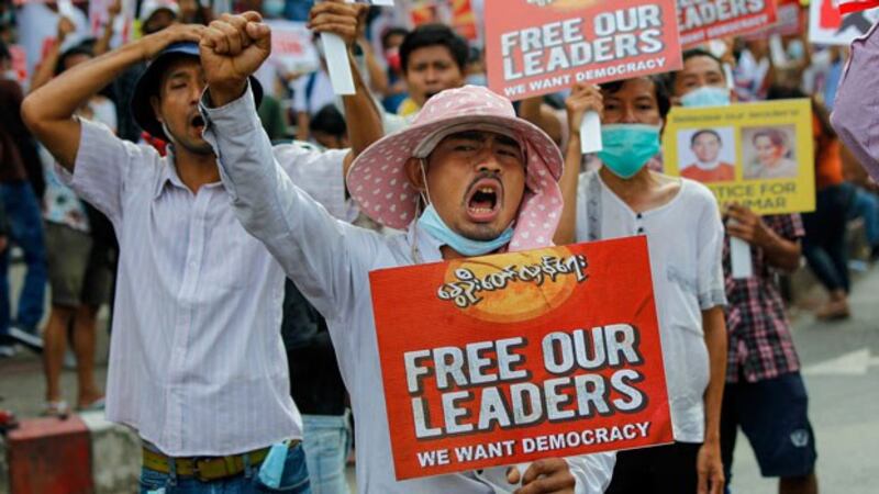 myanmar-protesters-hledan-junction-yangon-feb26-2021.jpg