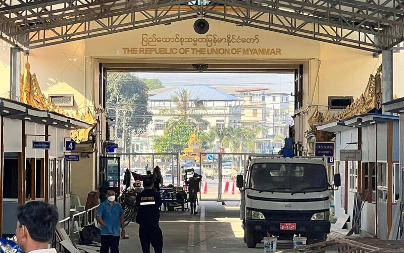 ၂ဝ၂၂ ခုနှစ် ဒီဇင်ဘာလ ၁၃ ရက်နေ့က တွေ့မြင်ရသည့် မြဝတီ-မဲဆောက် အမှတ်(၁) ချစ်ကြည်ရေးတံတားမြင်ကွင်း။ Photo : Kitimasak Aek Seeduan/Facebook