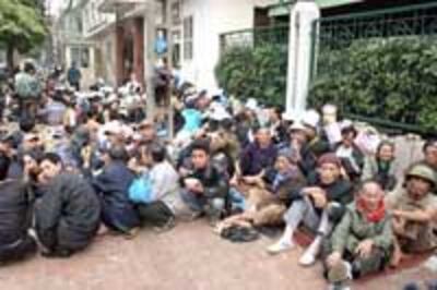 LandDisputeProtest200.jpg