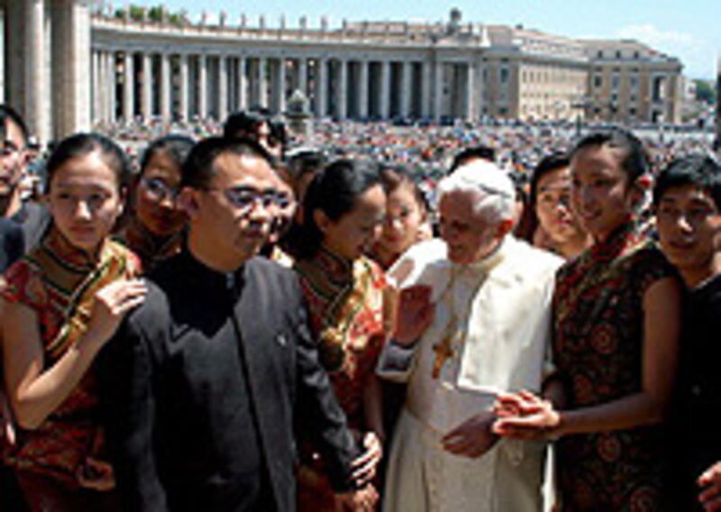 Pope_Chinese0525_200.jpg
