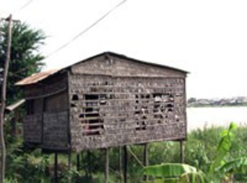 VnCambodianSchool200c.jpg
