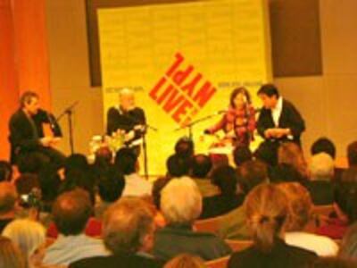 DuongThuHuongNY200.jpg