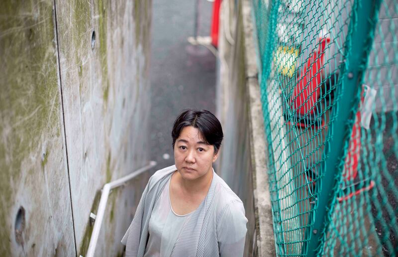 學者阿古智子透露,在疫情前中日學術交流仍頻繁,暑假一班約40人,現在連讀中文的日本學生也不敢去中國。(張仕仁攝)