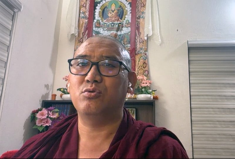 ཐུགས་དམ་དང་འབྲེལ་བའི་ཉམས་ཞིབ་གནང་མཁན་སེར་བྱེས་དགེ་བཤེས་ལྷ་རམས་པ་བློ་བཟང་ཕུན་ཚོགས་ལགས།