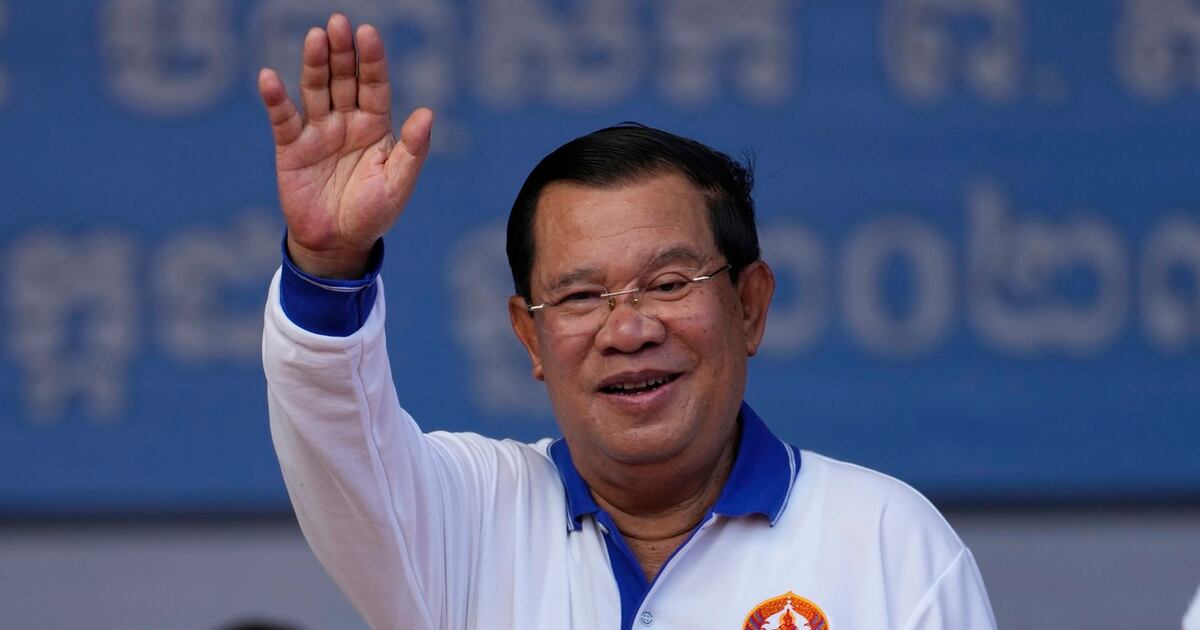 Hun Sen returns to Facebook on page managed by aide – Radio Free Asia