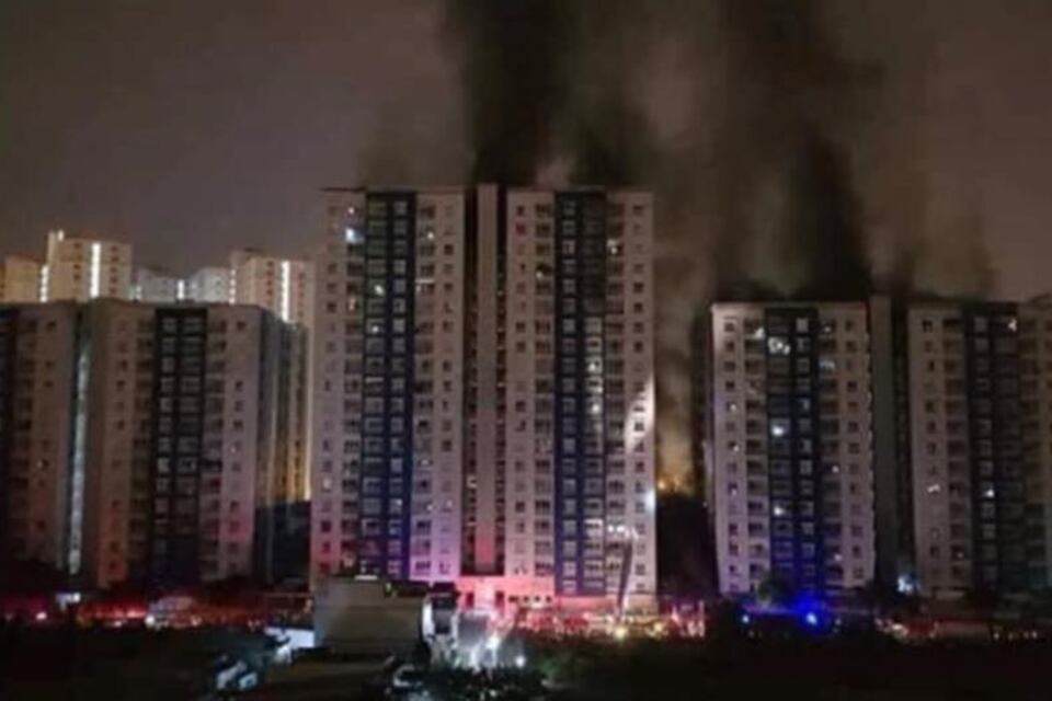 Chung cư Carina bị cháy ngày 23/3/2018.