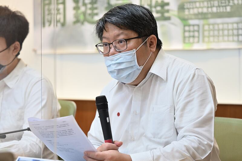 2021年8月17日,律師賴中強:對BNT疫苗進口到檢查比照其他外國疫苗處理。(鍾廣政 攝)