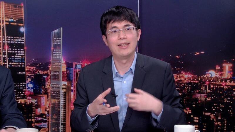 澳洲国立大学亚太学院讲师宋文笛认为,俄乌和谈两边要找到共性还有很长一段路。(截图自节目)