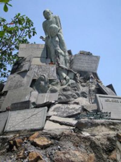 BoatPeople_tuong dai _Bi Dong2_200.jpg