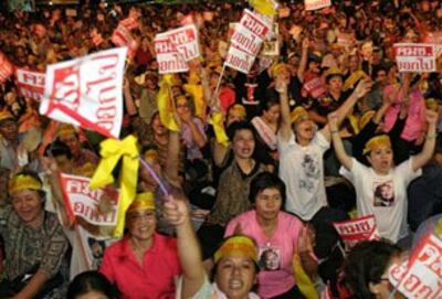 ThaiLand-protestors-11272008-305.jpg