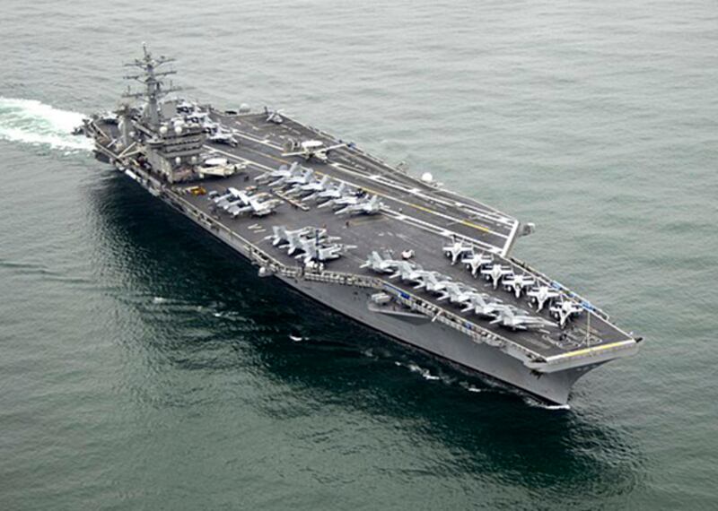 美海軍尼米茲號航空母艦正回航波斯灣備戰。(資料圖片)