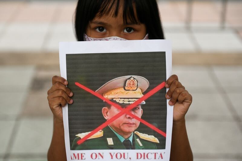 2021-02-07T105517Z_510563238_RC21NL9V0P6D_RTRMADP_3_MYANMAR-POLITICS-THAILAND.JPG