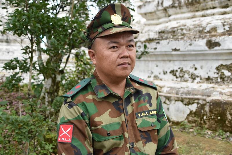 TNLA တပ်ဖွဲ့ ပြောခွင့်ရ ဒုတိယဗိုလ်မှူးကြီး မိုင်းအိုက်ကျော်အား ၂၀၂၀ ခုနှစ်၊ ဇူလိုင်လ ၂၃ ရက်နေ့က တွေ့ရစဉ်။ (Photo: RFA)