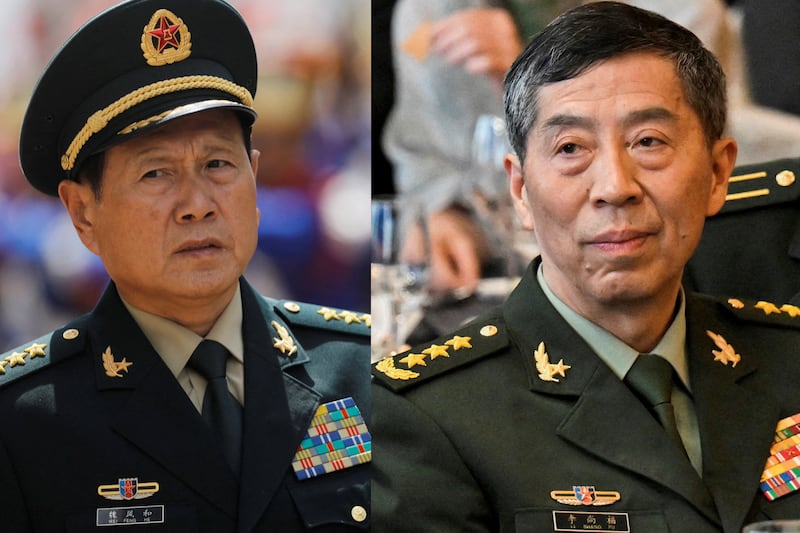 两任前防长同日判死缓 军报强调“绝不能有二心”