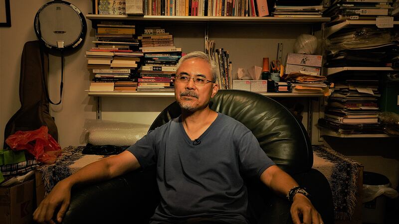 縱橫畫壇超過40載的香港政治漫畫家尊子,稱已有心理準備迎接「被審查」的恐懼。(資料圖片)