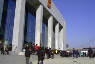 图片:新落成的最高法院人民来访接待室和高等法院申诉立案大厅(博讯新闻网)