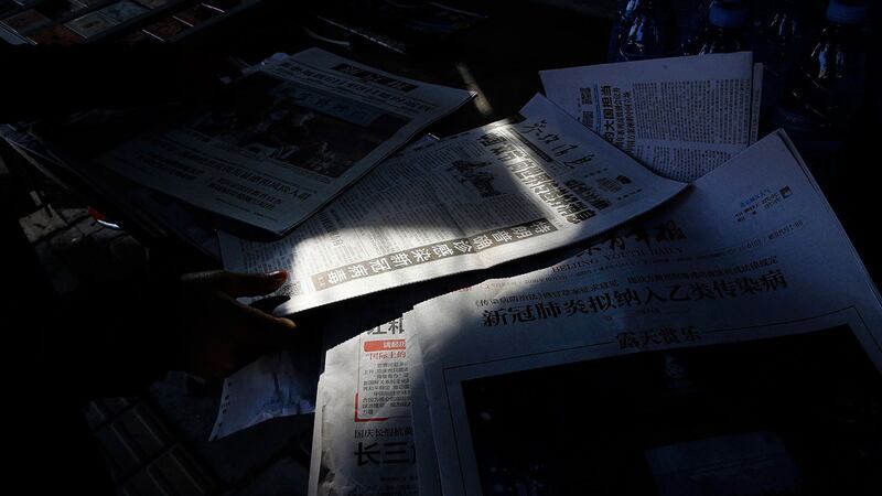 中国一直对新闻舆论有严密的监控，大部分新闻报道内容，都以官媒为蓝本。（美联社资料图片）