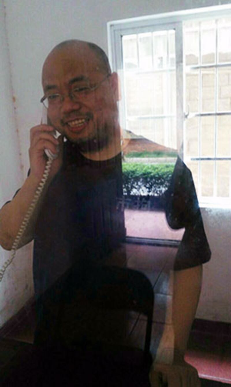 2015年5月25日,維權人士“屠夫”感謝外界關注,目前在看守所裡沒有遇到不仁道的對待。 (葛文秀律師攝)
