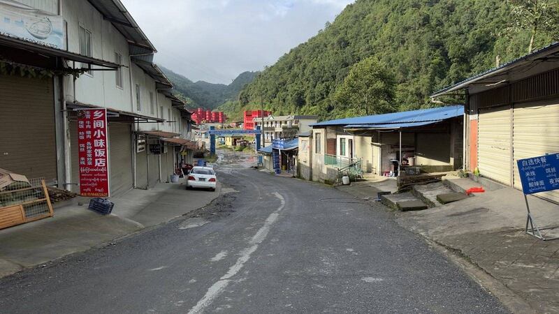 ကချင်ပြည်နယ်၊ ဝိုင်းမော်မြို့နယ် ကံပိုင်တည်မြို့တွင်းတစ်နေရာကို ၂၀၂၃ ခုနှစ် ဇူလိုင်လ ၂ ရက်နေ့က တွေ့ရစဉ်။ (Photo: RFA)