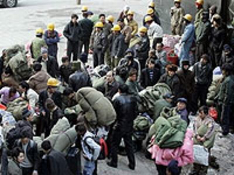 Migrant2005Shenyang200.jpg