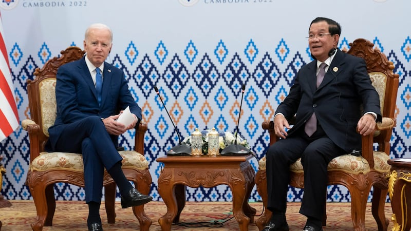 Biden and Hun Sen by AP-1.jpg