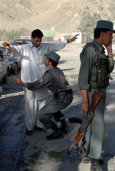Binh sĩ Afghanistan. AFP Photo.