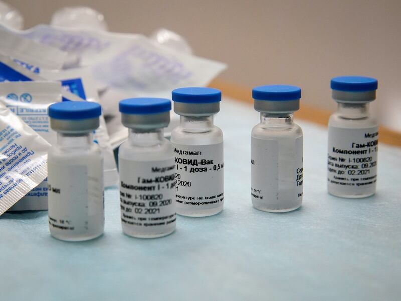 2020-10-12T190216Z_985346898_RC27HJ9YDFSN_RTRMADP_3_HEALTH-CORONAVIRUS-RUSSIA-VACCINE.JPG