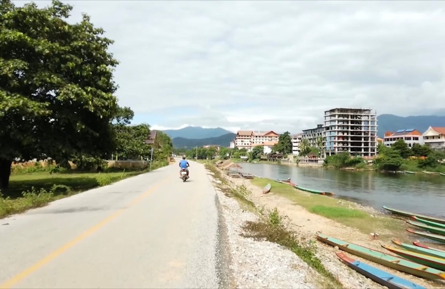 ພັດທະນາ ຫຼື ຍາດເອົາດິນປະຊາຊົນ