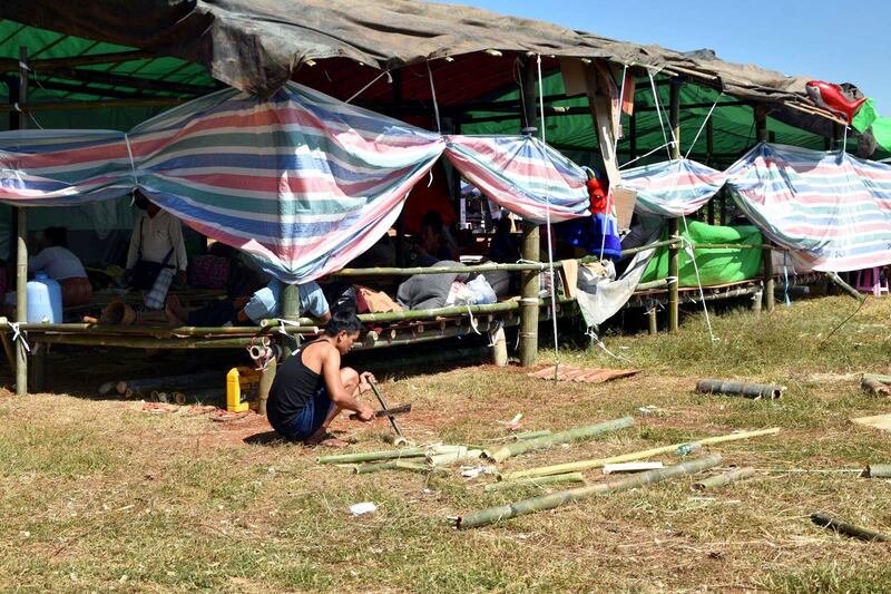 စစ်ပြေးဒုက္ခသည်များအတွက် ယာယီတဲတန်းလျားများ။ (Photo: RFA)