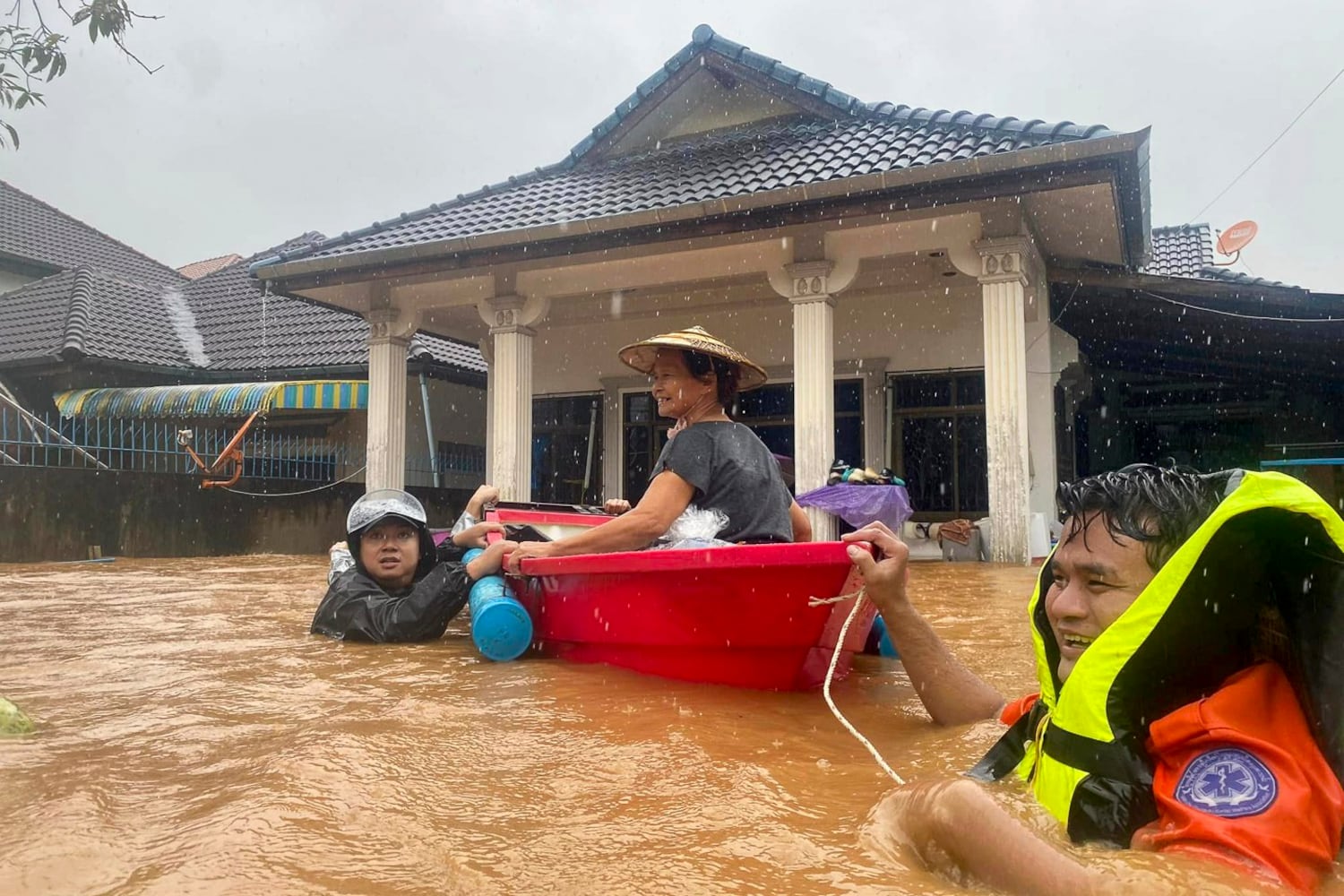 U HLA MOE (Tachilek) Social Association, Tachilek City, Myanmar, carried out a rescue operation, September 10, 2024 in Myanmar. (KO HLA MOE via Facebook)