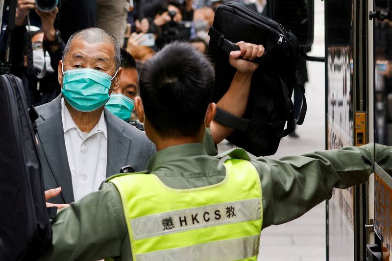 黎智英先後因3宗「非法集結」案件,合共被判囚20個月,直至周三已經在囚236日。(路透社資料圖片)