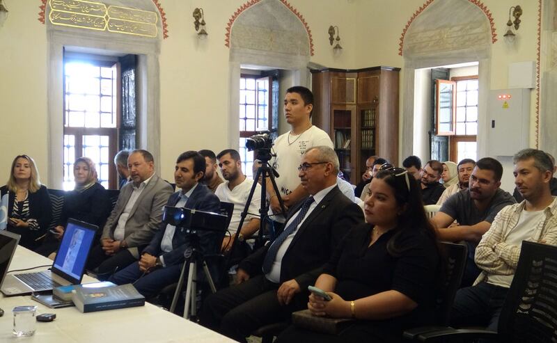 ئابدۇرېھىم ئۆتكۈر ئەپەندى تۇغۇلغانلىقىنىڭ 100 يىللىقىنى خاتىرىلەش يىغىنىدىن كۆرۈنۈش. 2023-يىلى 7-ئۆكتەبىر، ئىستانبۇل، تۈركىيە.