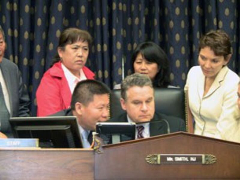 图片：陈光诚再度电话连线美国国会听证会（记者唐琪薇拍摄）