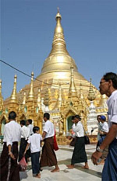 Shwedagon_150px.jpg