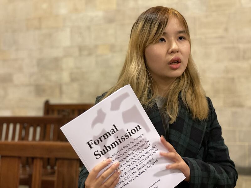 出席发布会的“重光团队”代表Venus，曾是一名前线抗争者。她寄望在反送中运动三周年之际，以报告回顾2019年在香港发生的警暴行为，敦促英国祭出制裁，“使香港手足的牺牲真正成为国际社会的弹药”。 （邢博泓摄）